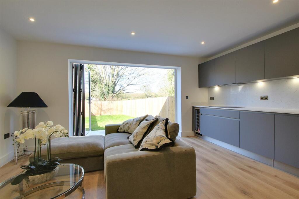 Additional image 2 of Chiswell Green, St Albans