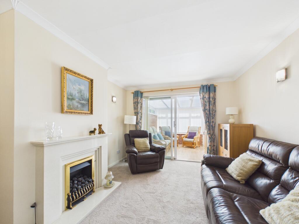 Devonshire Drive, Mickleover photo 3