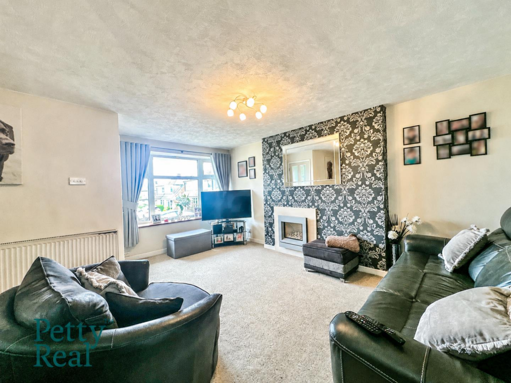 Waidshouse Close, Nelson - View 2