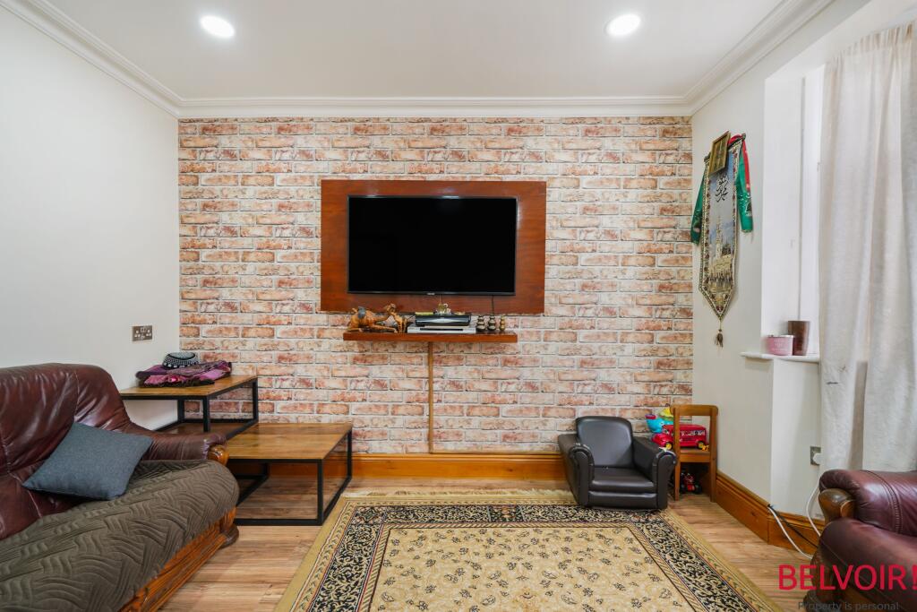 House in London - View 4