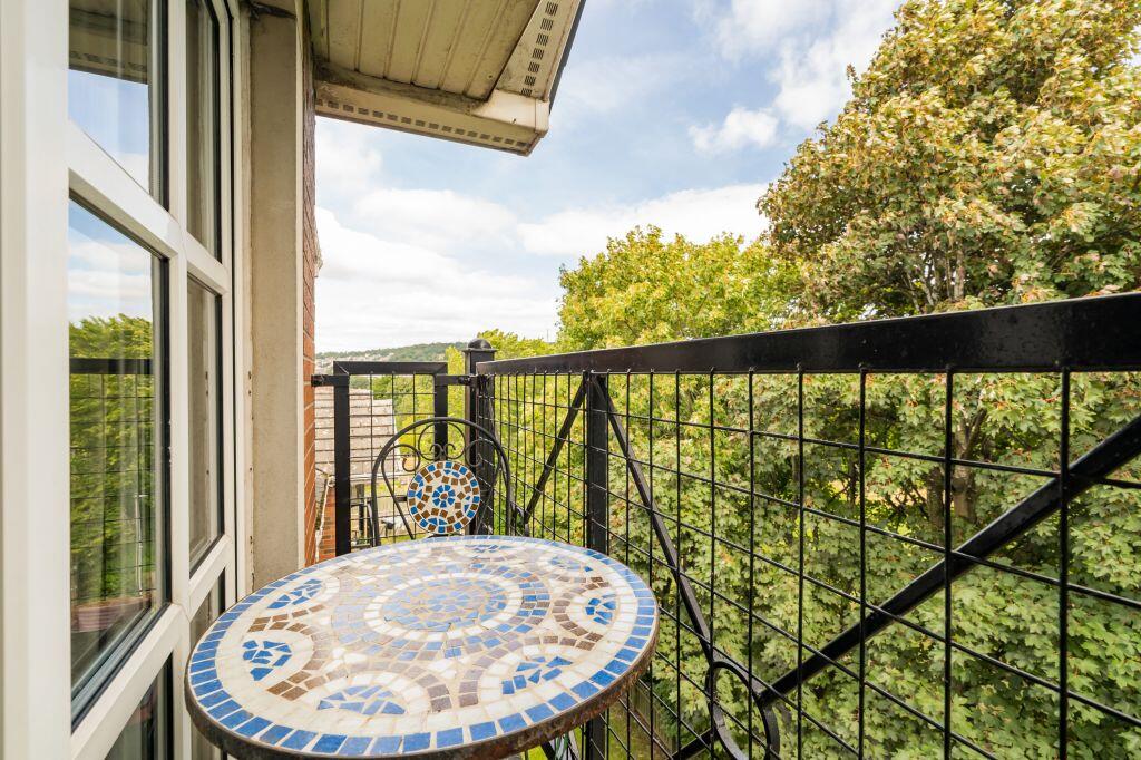 Apartment in Edinburgh - View 4
