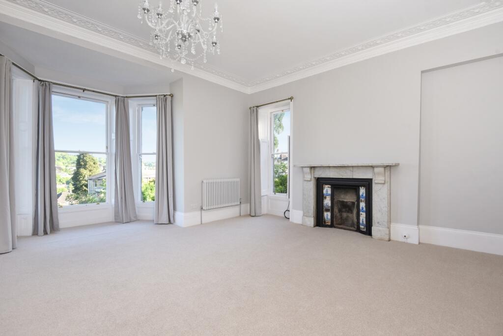 House in Bath - View 3