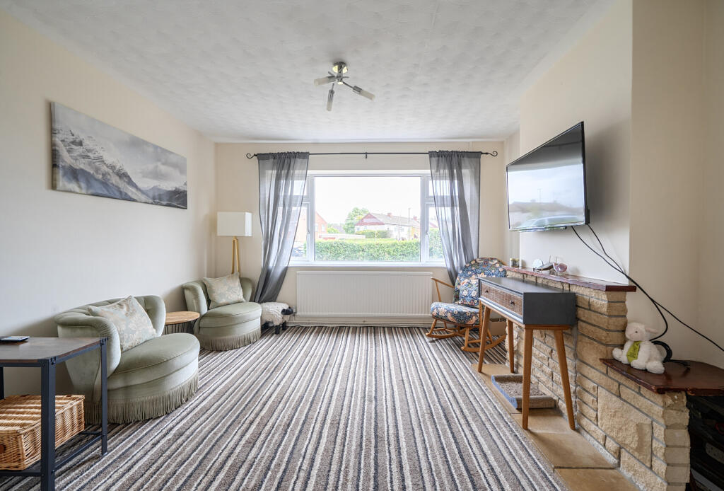 House in Bristol, Hartcliffe - More