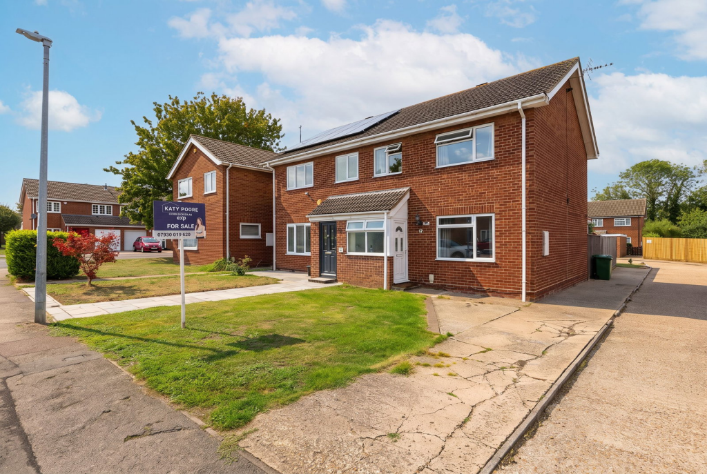 Main image of property: School Road, Earith, Cambridgeshire, PE28 3QB