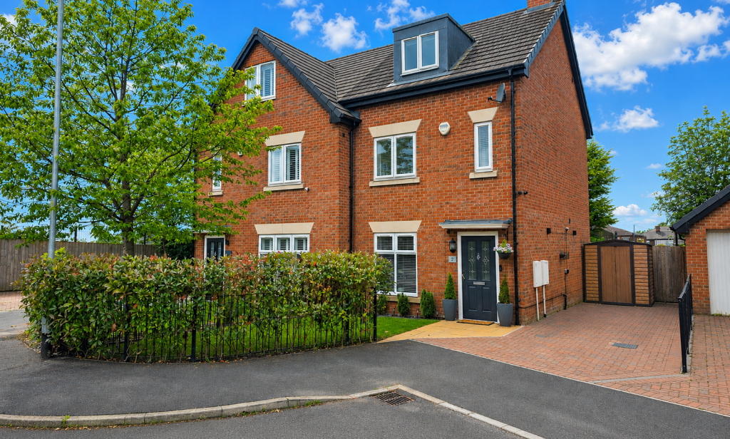 Main image of property: Juniper Gardens, Boothstown M28 1ZT