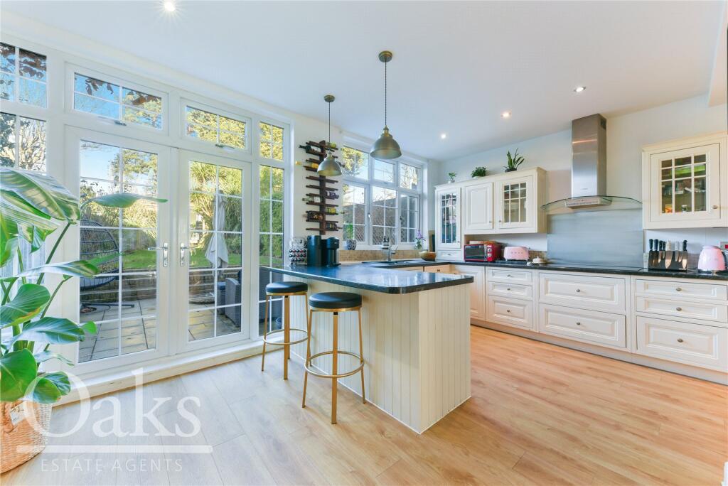 House in London - View 3