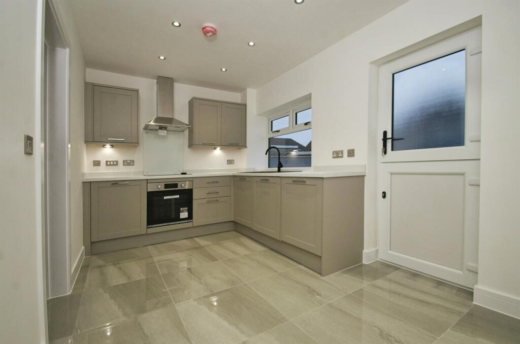 3-bed terraced on Poplar Road, Pontypridd, £240,000