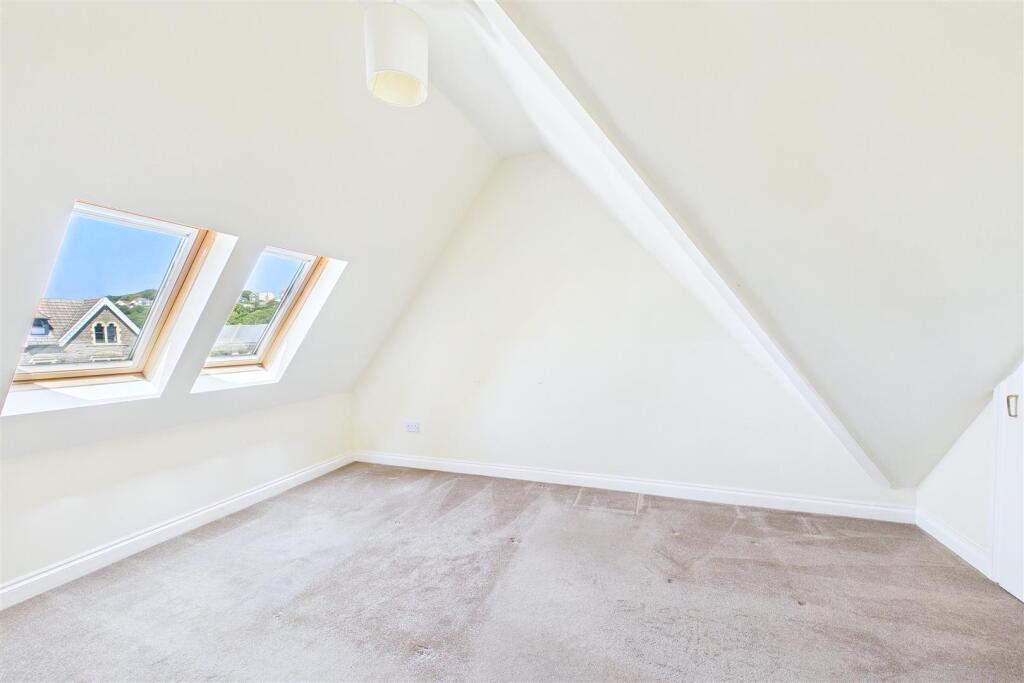 Apartment in Clevedon, Walton Park - View 5
