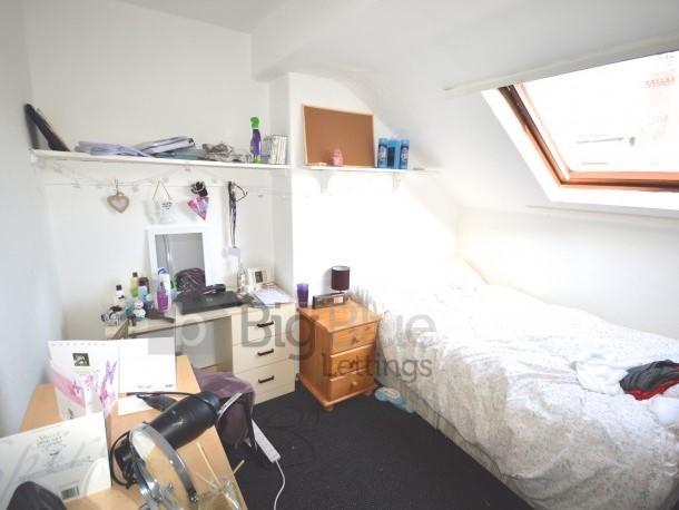 House in Leeds, West Yorkshire - More