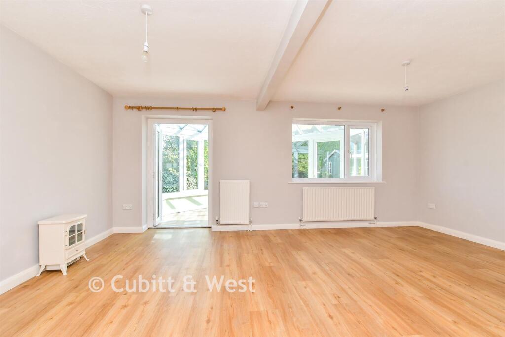 House in Portsmouth - View 5