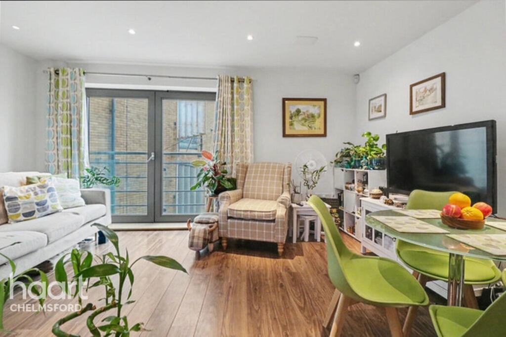 Apartment in Chelmsford - View 4