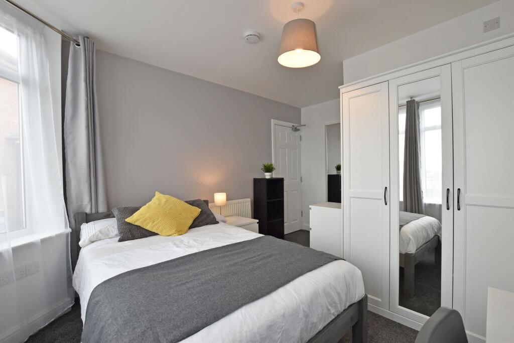 House in Nottingham, Beeston - View 4