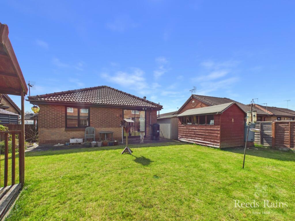 House in East Riding of Yorkshire, Kingston upon Hull - View 2