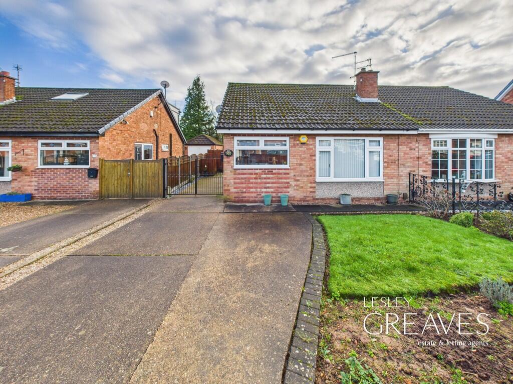Main image of property: Stanway Close, Nottingham