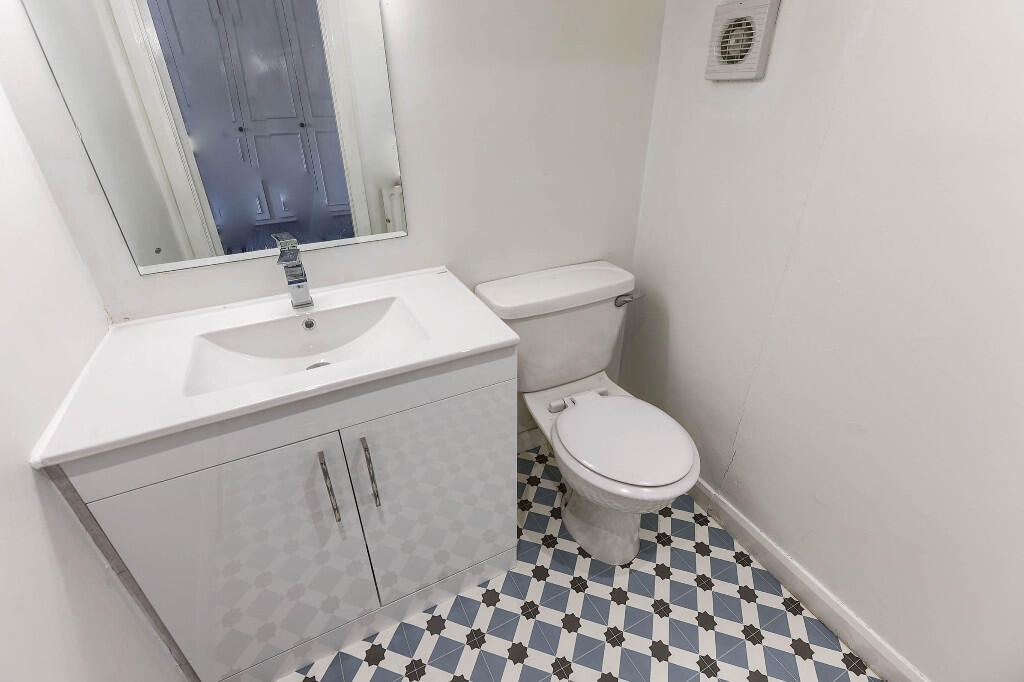 Additional image 8 of Idle Green, Albion Road, Idle, Bradford, West Yorkshire, BD10