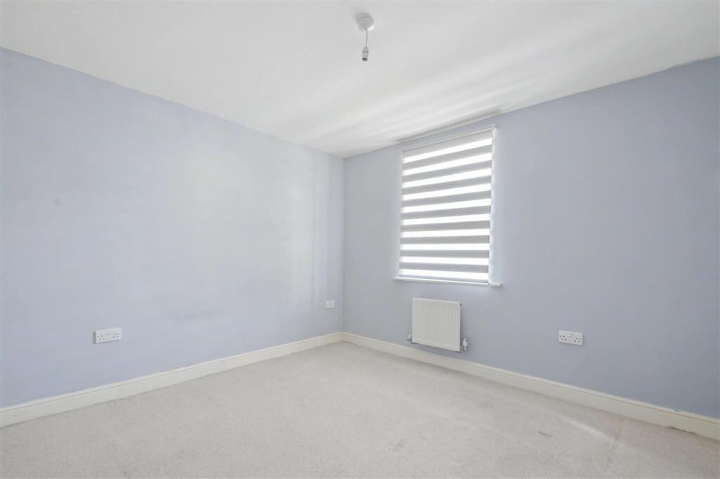 Apartment in Ipswich, Maidenhall - View 4