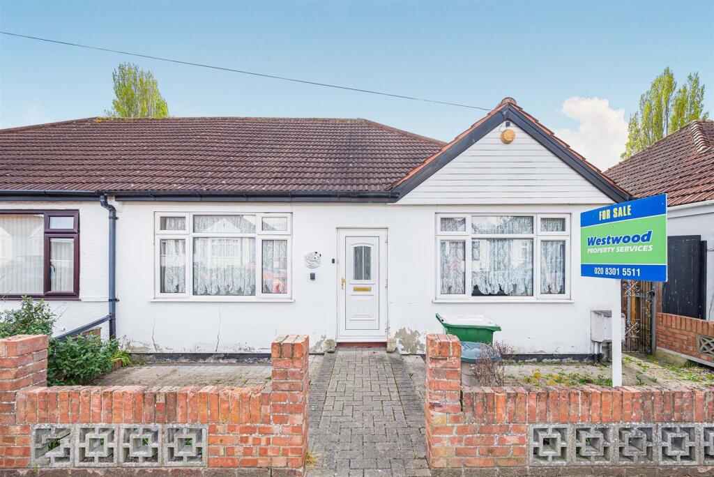 Main image of property: Woodlands Avenue, Sidcup, DA15 8HA