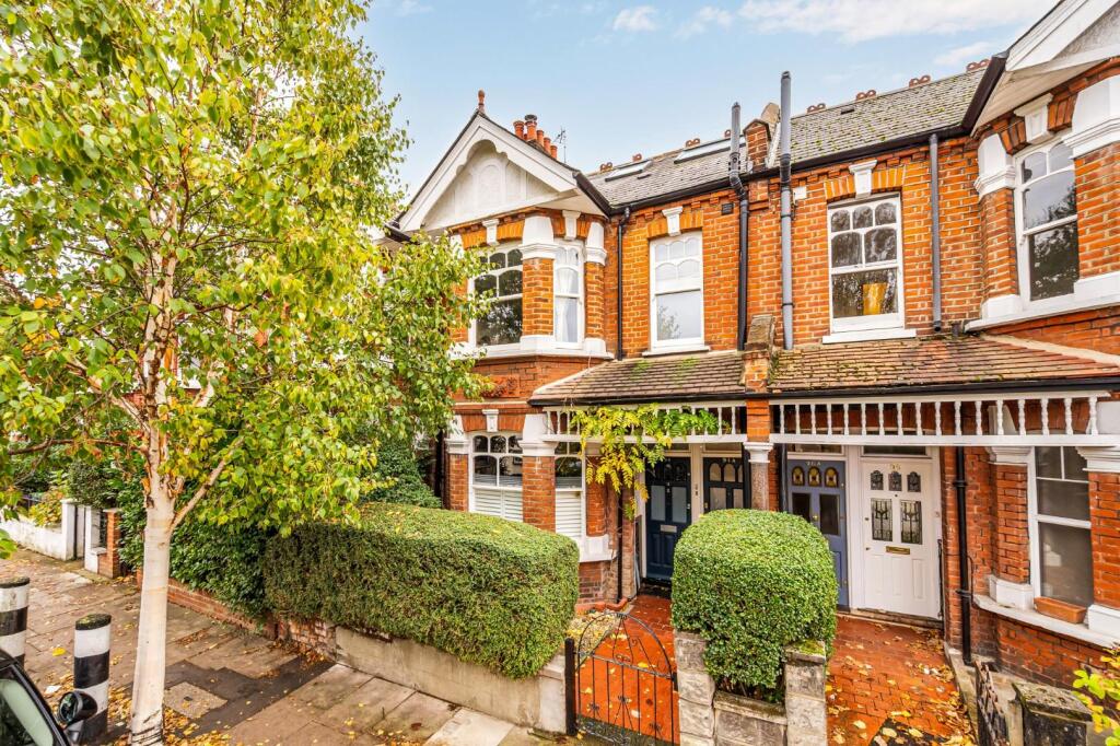 Apartment in London - View 3