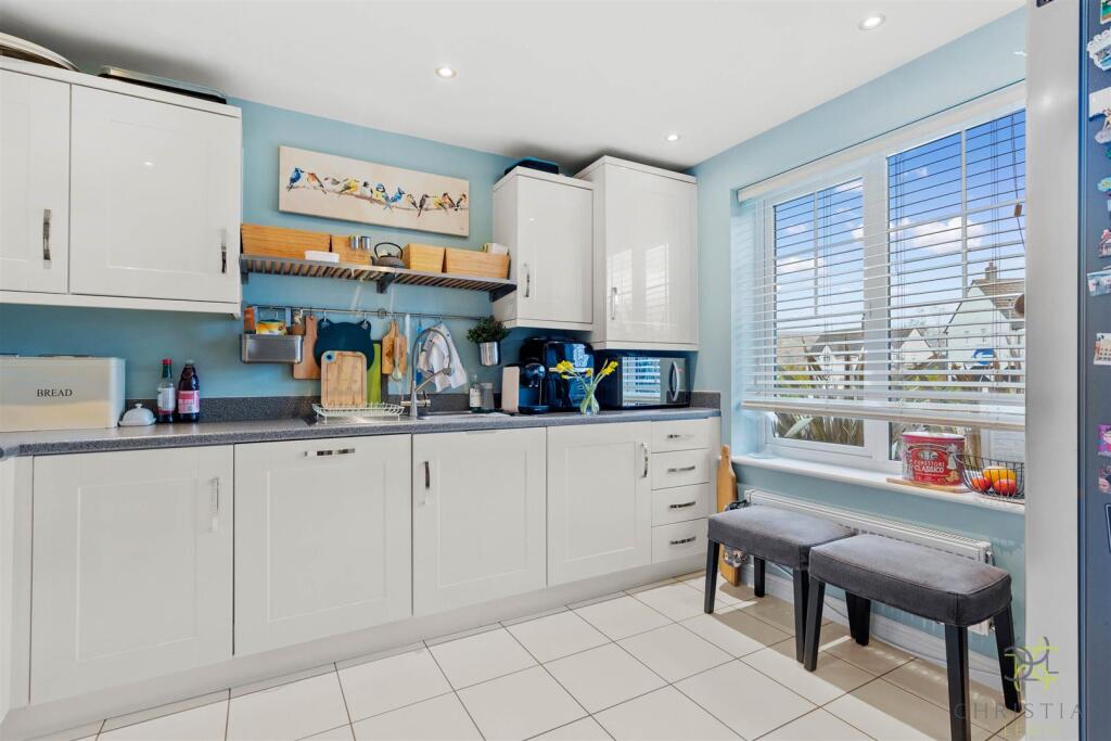 House in Worcester - View 3