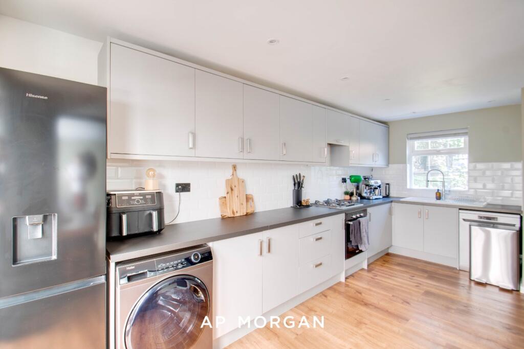 House in Redditch, Worcestershire - View 3