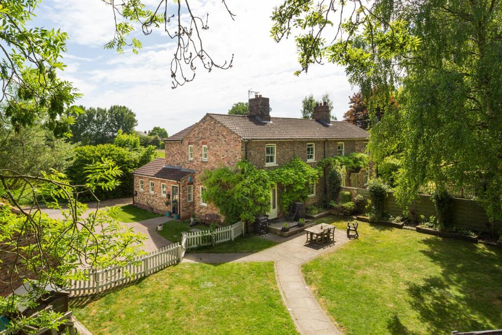 Main image of property: Lilac Villa, Escrick, York