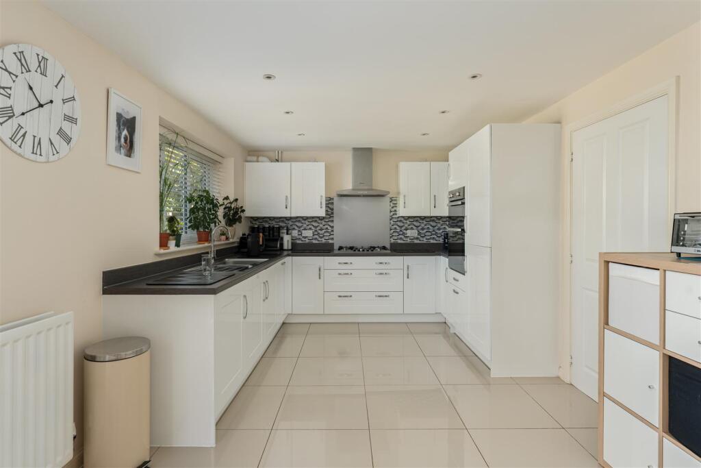 House in Cherwell, Bloxham - View 4