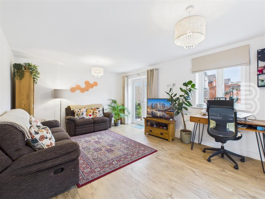 Spruce Close, Eden Park, Rugby - View 3