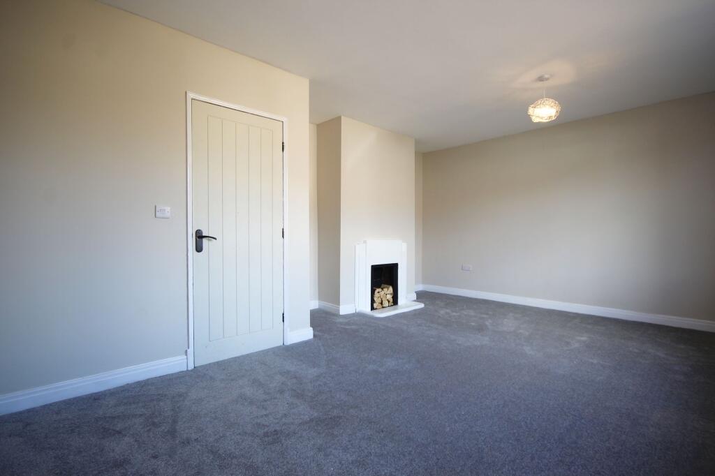 Lime Avenue, Weaverham, CW8 photo 3