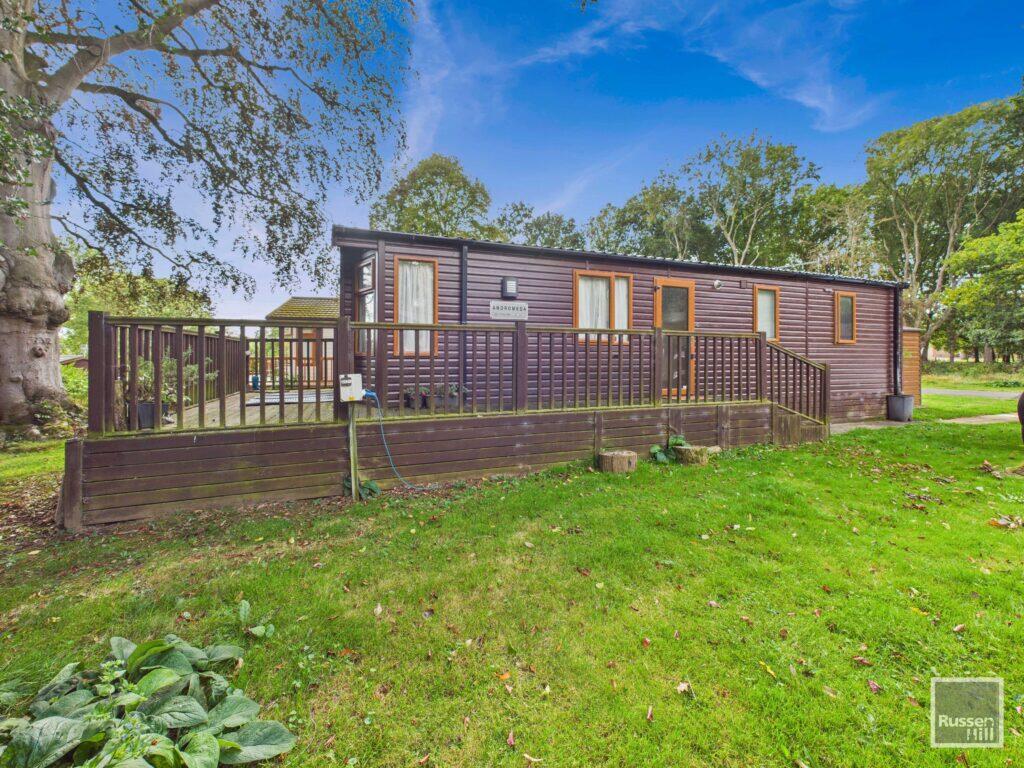 2-bed caravan on Haveringland Hall Park, Haveringland, £55,000