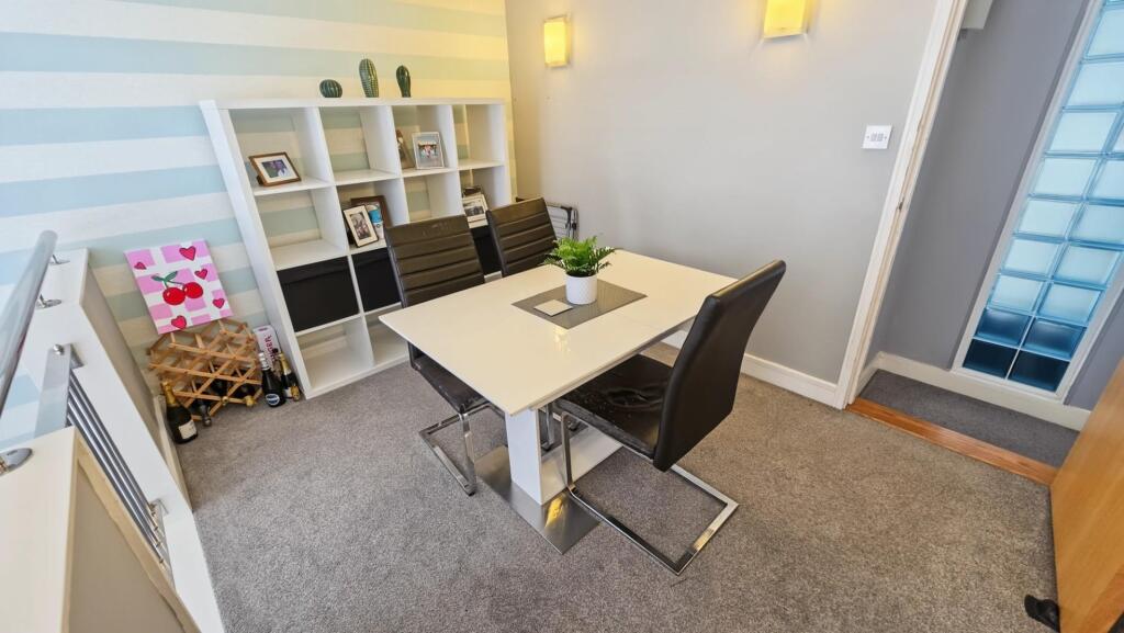 Apartment in Northampton - View 5