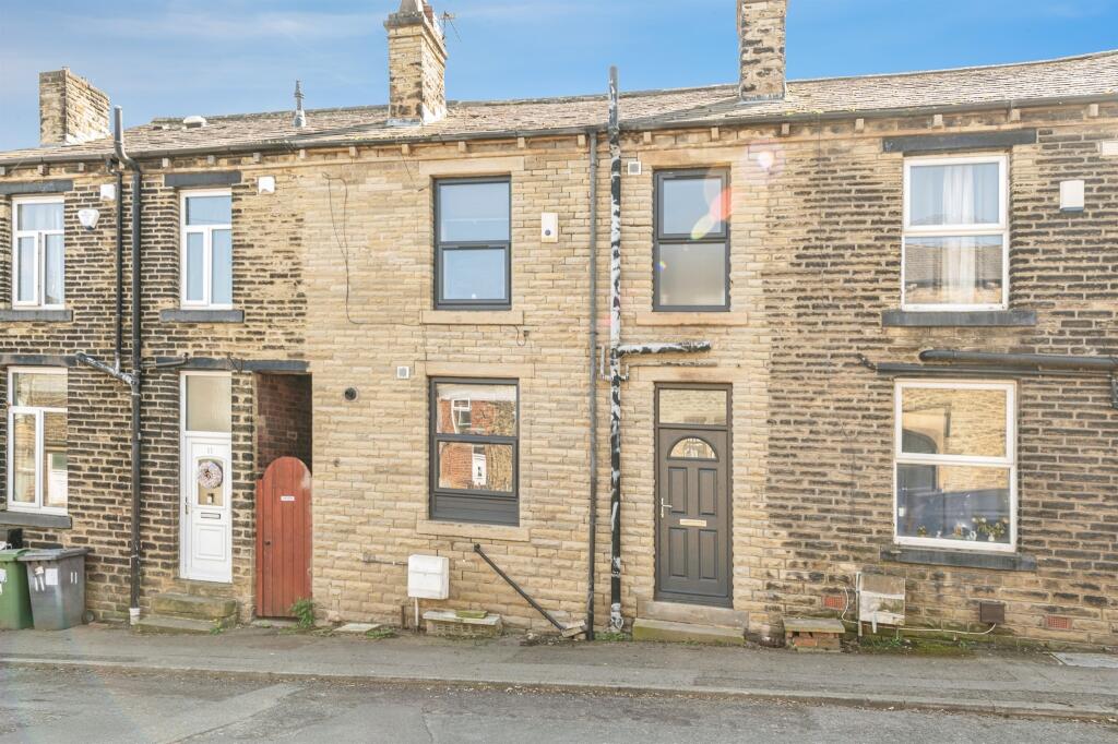 Main image of property: Whitcliffe Road, CLECKHEATON