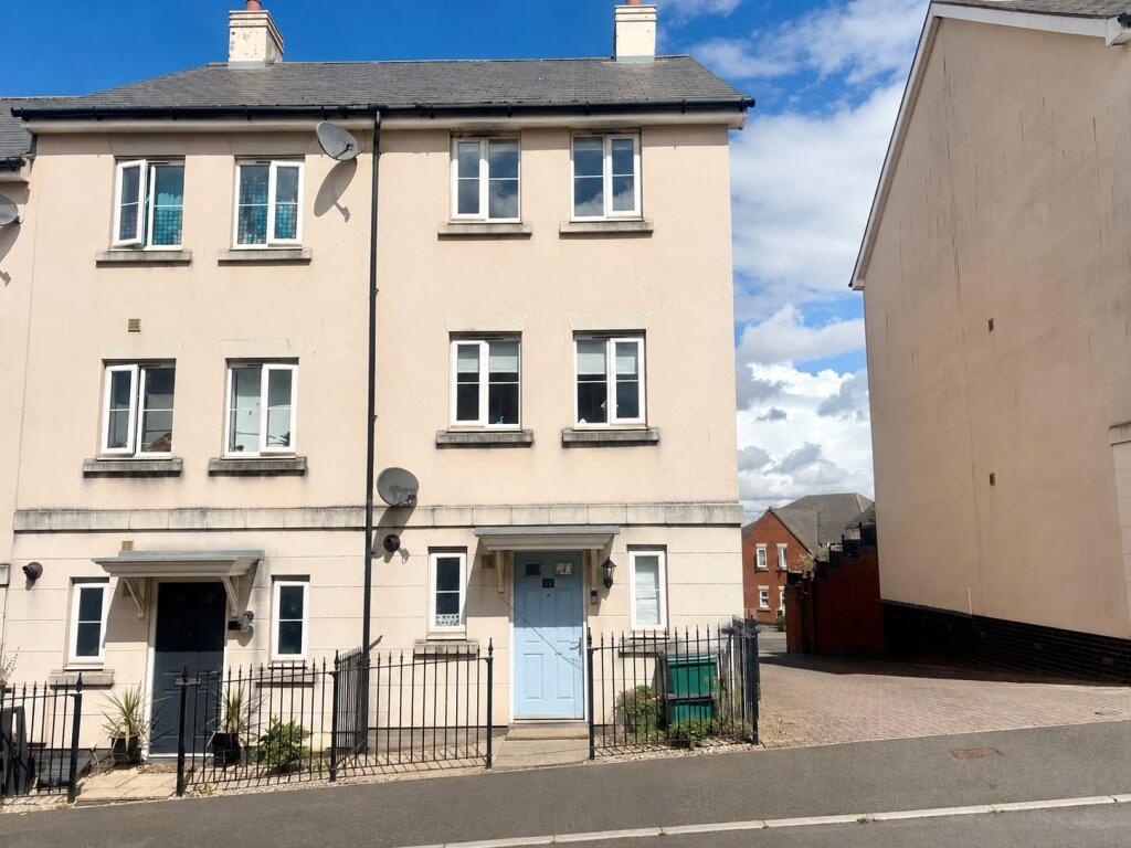 Main image of property: Roscoff Road, Dawlish, Devon