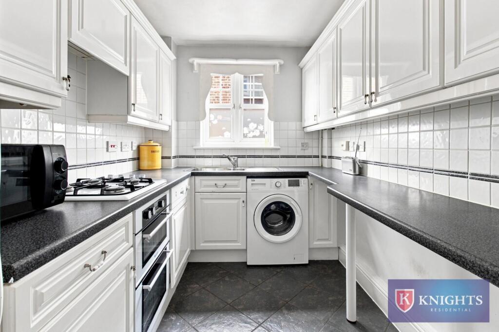 Apartment in Enfield - View 5