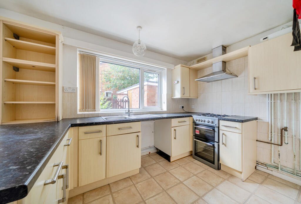 Apartment in Bristol, Bath and North East Somerset - View 4