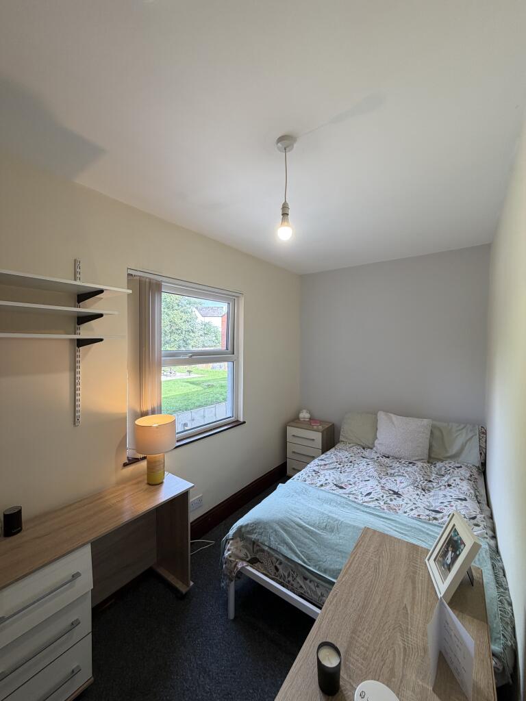 Main image of property: *STUDENT ONLY* - Richmond Grove - All Inclusive Bills!