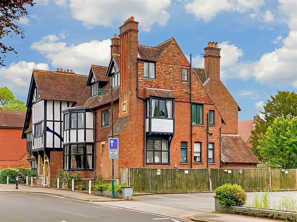 Main image of property: School Hill, Lamberhurst, Tunbridge Wells, Kent