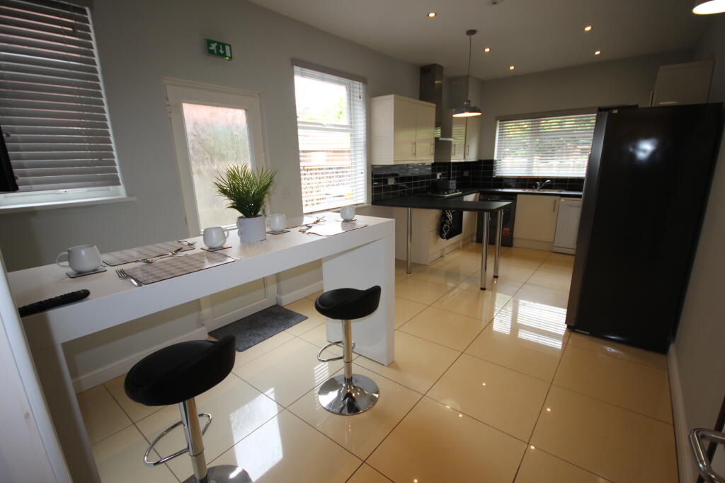 Main image of property: Belvedere Road, Staffordshire, Burton upon Trent, DE13