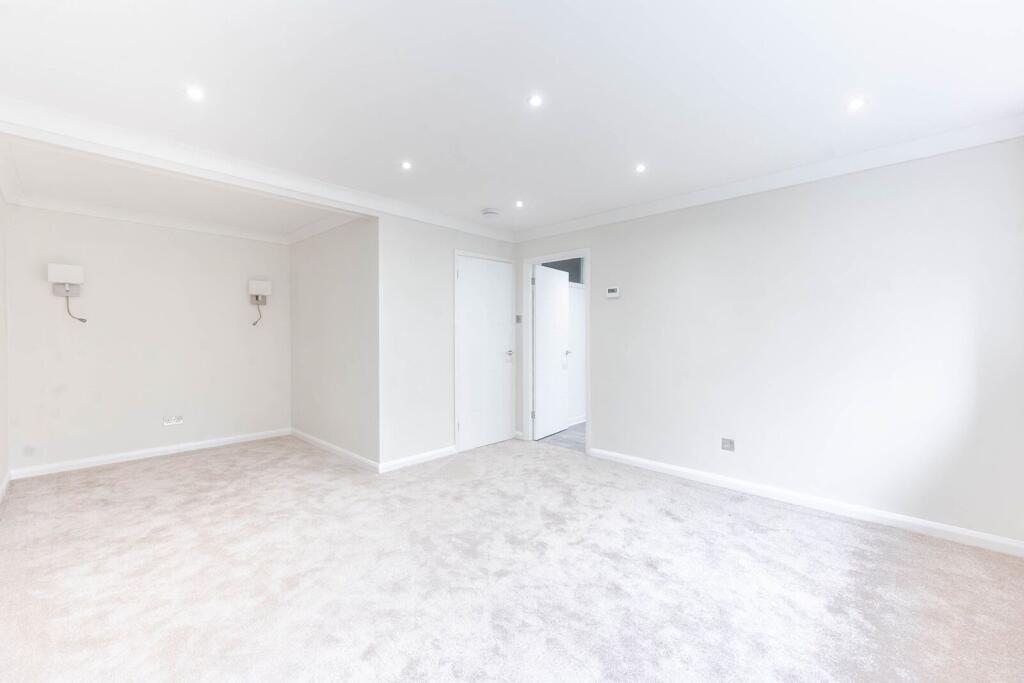 Main image of property: Linden Lea, Hatch End, Pinner, HA5