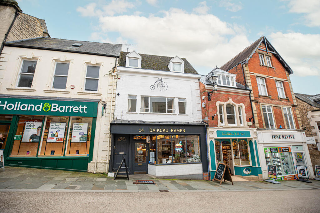 Main image of property: 14 High Street, Stroud, Gloucestershire, GL5 1AZ