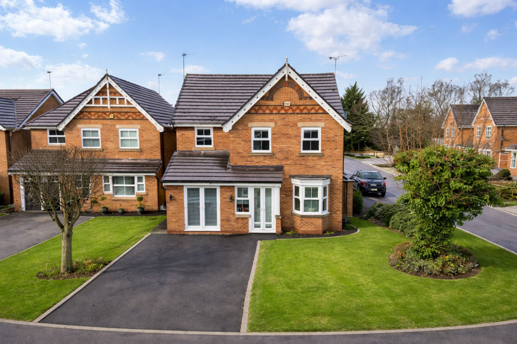 Main image of property: Heathfield Park, Widnes, WA8