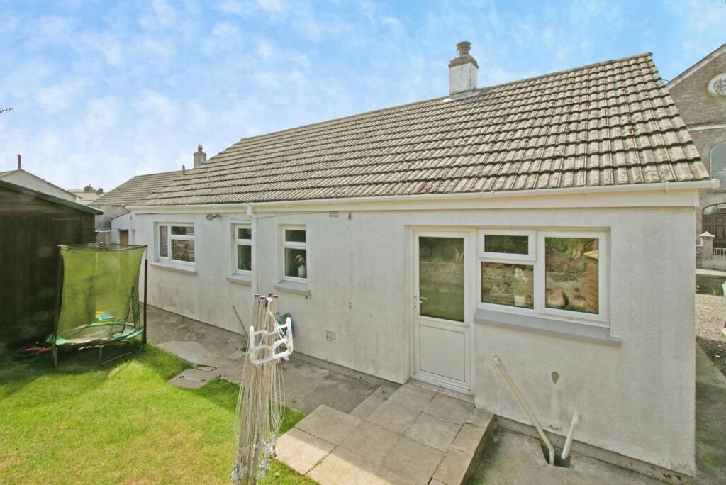 House in Camborne, High Condurrow - View 4