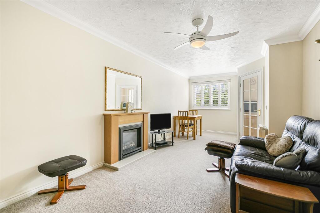 Cavendish Road, Sutton photo 2