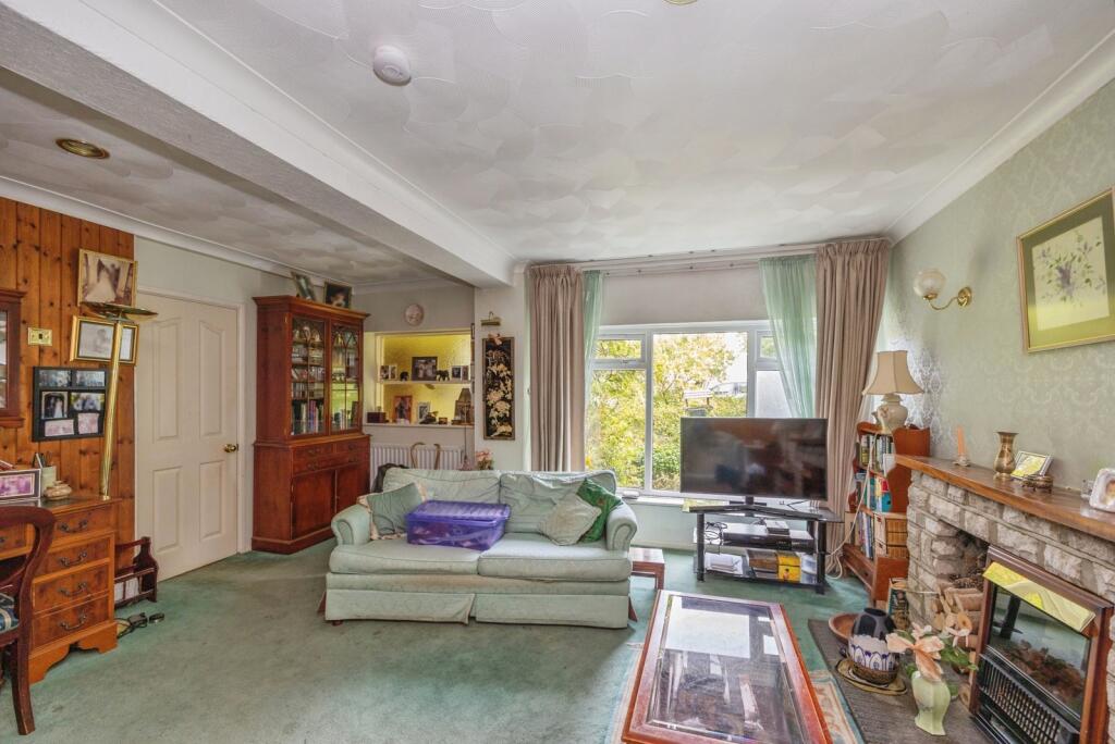 House in Havant, Hampshire - View 4