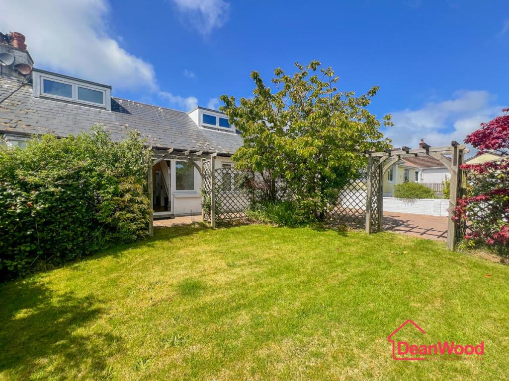 House in Marown, Glen Vine - View 2