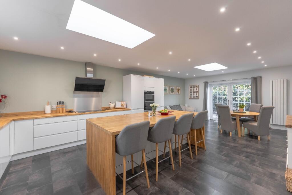 Main image of property: Station Road, Bluntisham, Huntingdon, Cambridgeshire, PE28 3PA