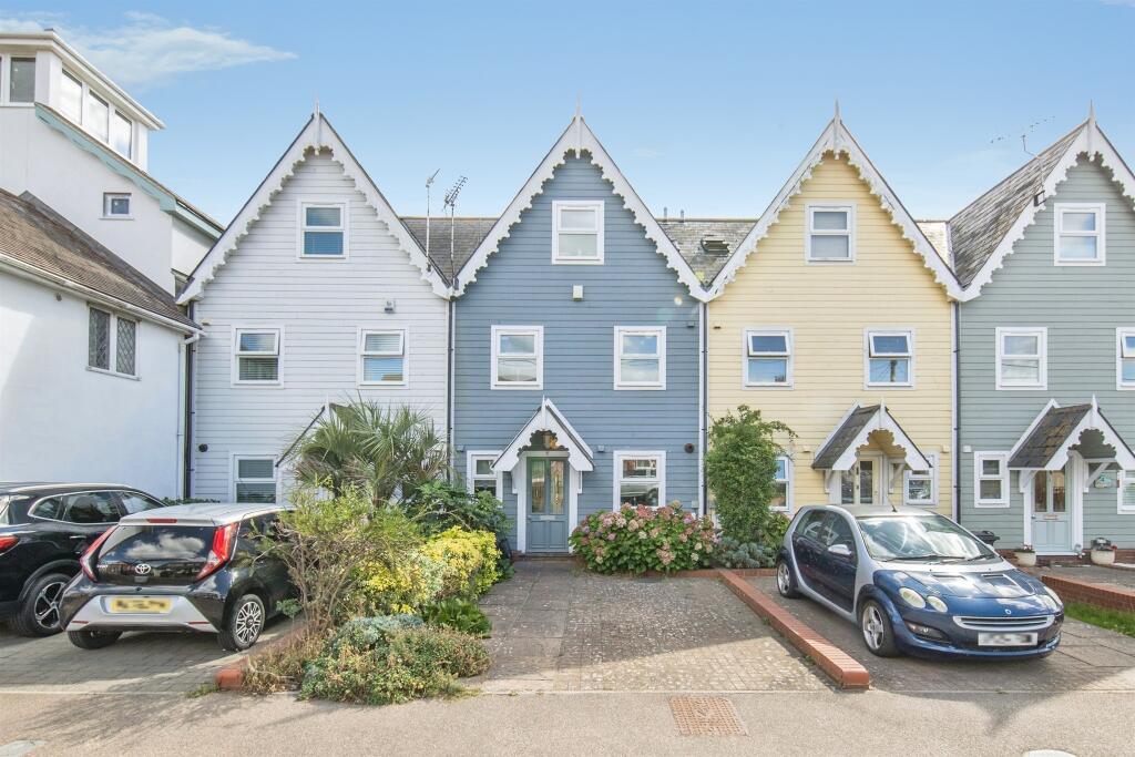 Main image of property: Green Lane, Walton On The Naze