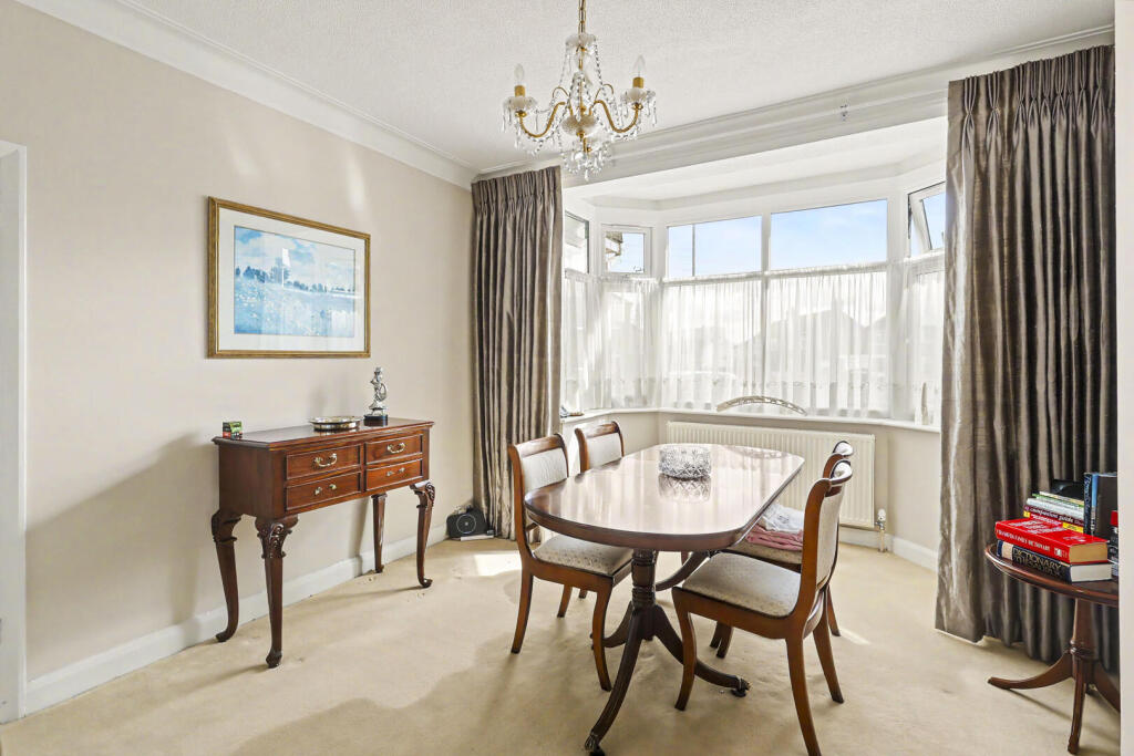 House in London, Carterhatch, Southbury - View 5
