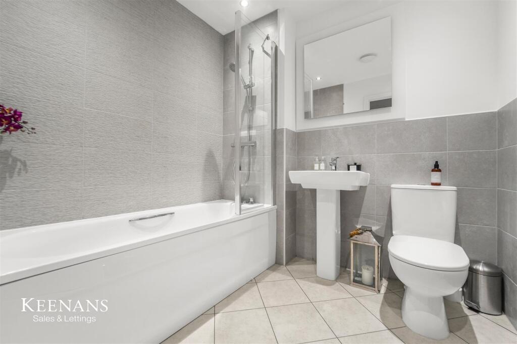 House in Ribble Valley, Barrow - More