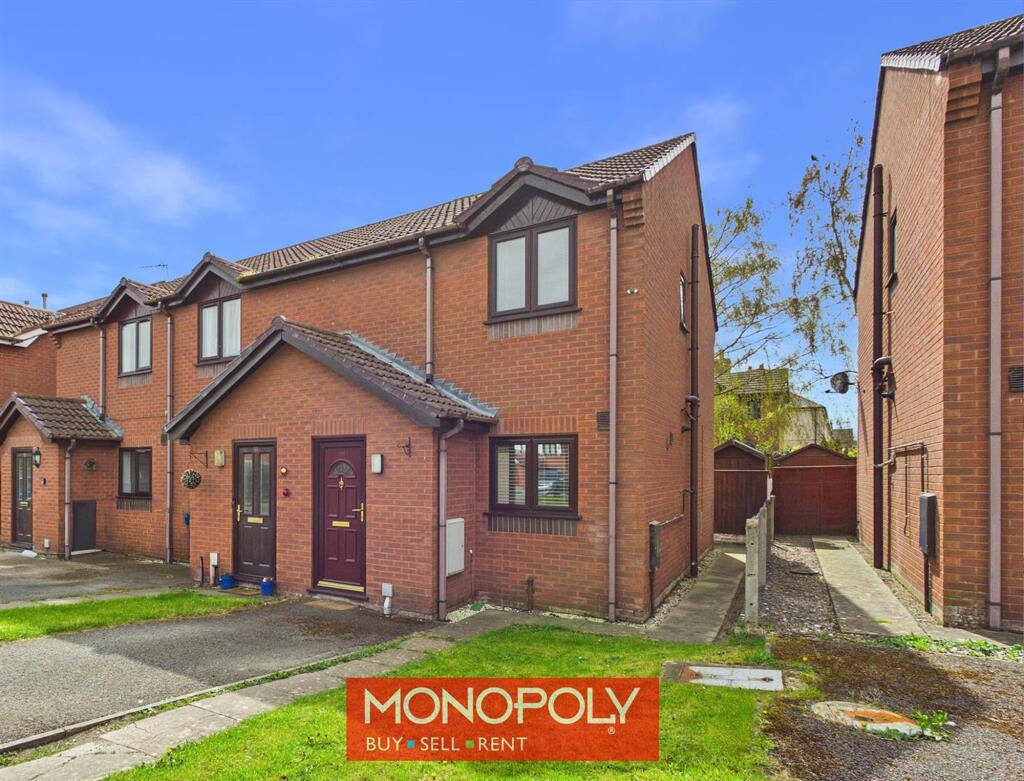 2-bed house on Rhyl Road, Denbigh, LL16, £175,000