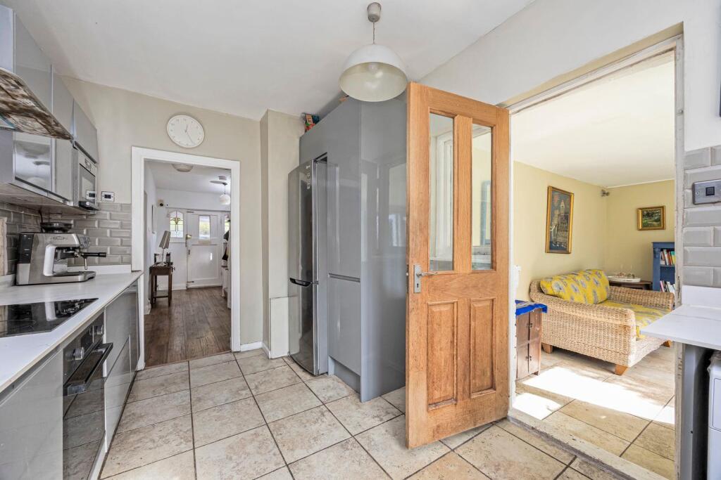 House in Hove, West Blatchington - View 2
